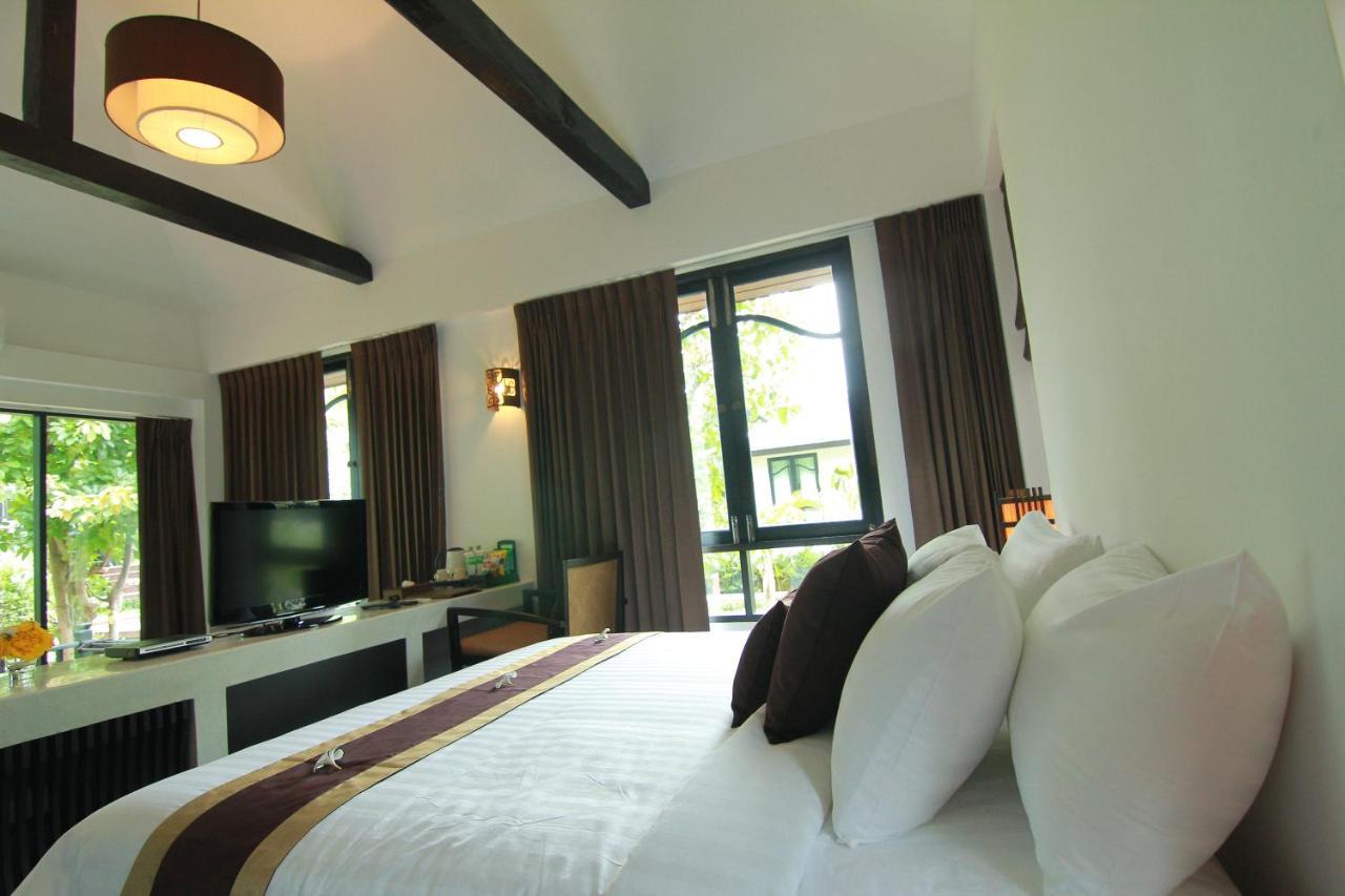 Numsai Khaosuay Resort Ranong Exterior photo