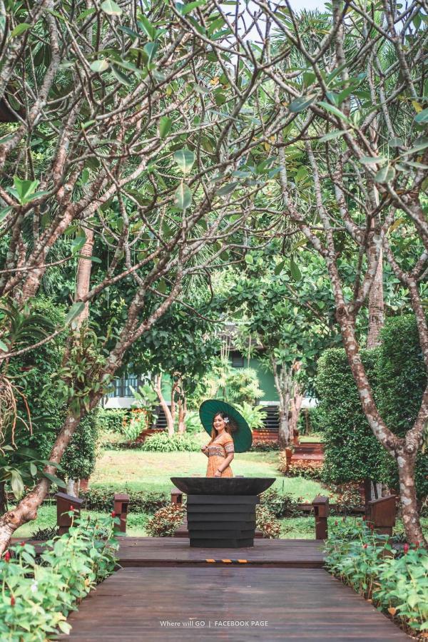 Numsai Khaosuay Resort Ranong Exterior photo